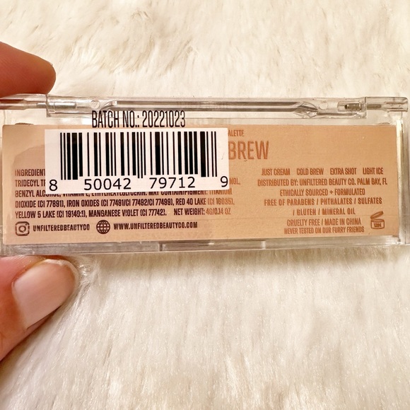 NEW Unfiltered Beauty Co. Wake Up Call Quad Eyeshadow Palette Full Size .14oz - Picture 6 of 9